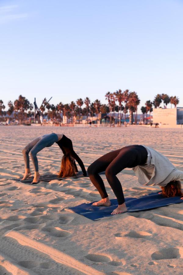 Ocean Front Vortex Female Hostel Private Rooms Free Bikes Los Angeles Exterior photo